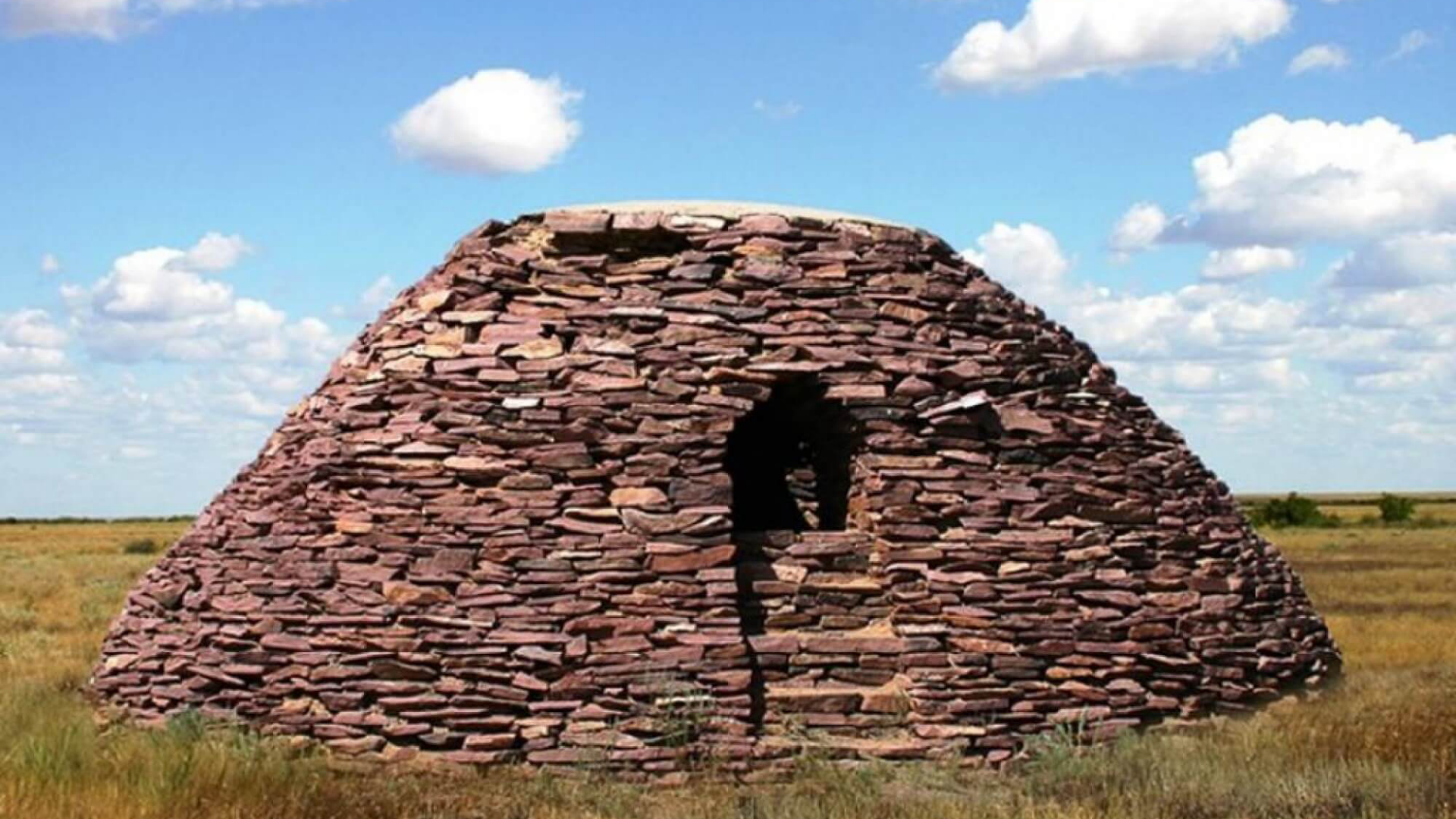 ЕКІДІҢ ҒҰРЫПТЫҚ ЕСКЕРТКІШІ