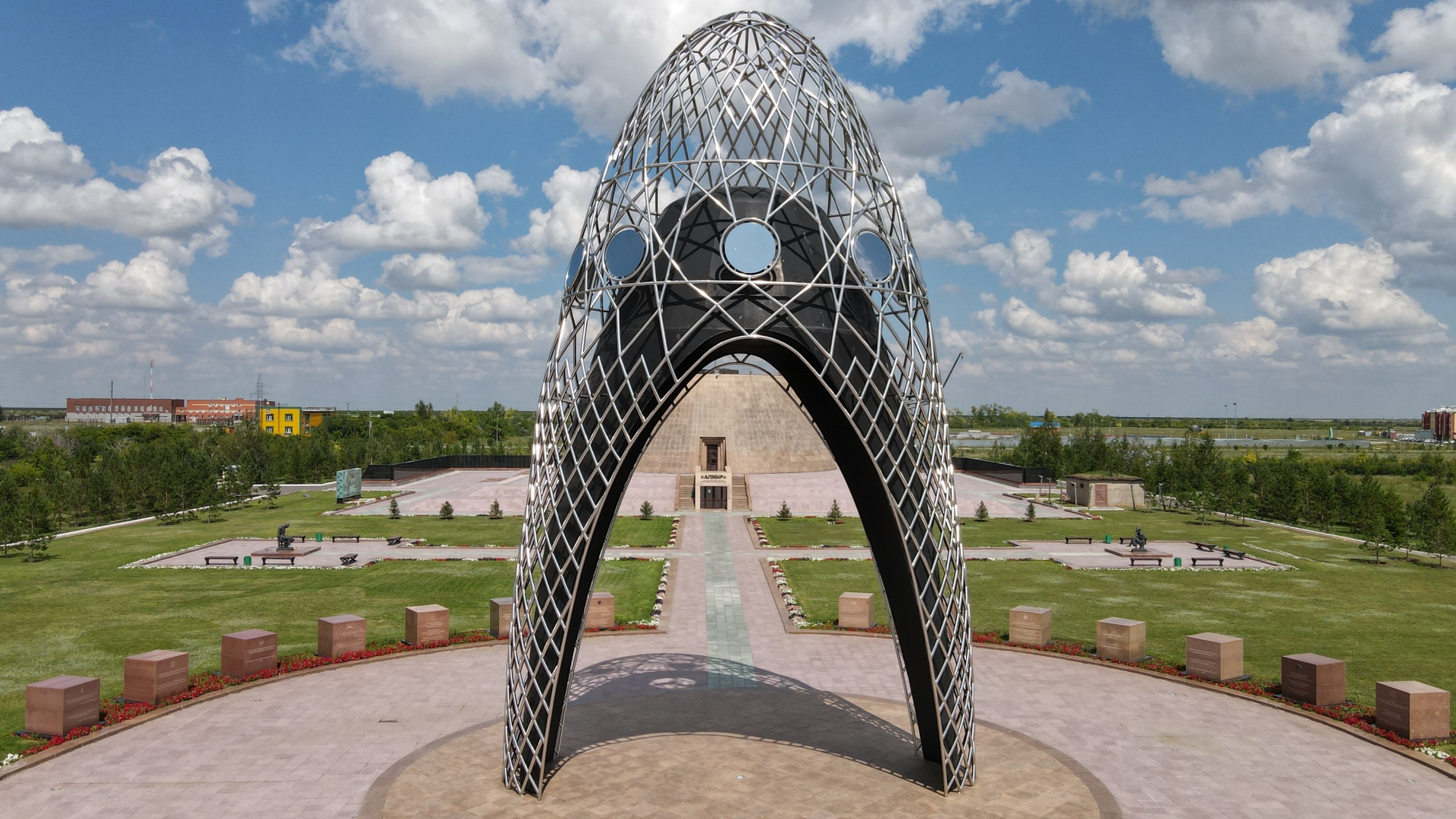 «АЛЖИР»  МЕМОРИАЛДЫ КЕШЕНІ