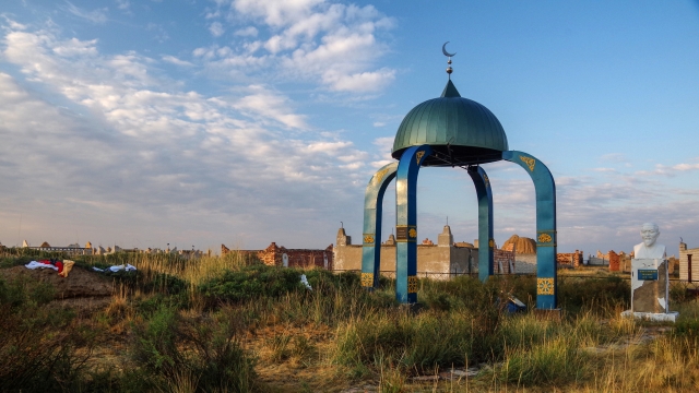 Шортанбай Қанайұлы кесенесі